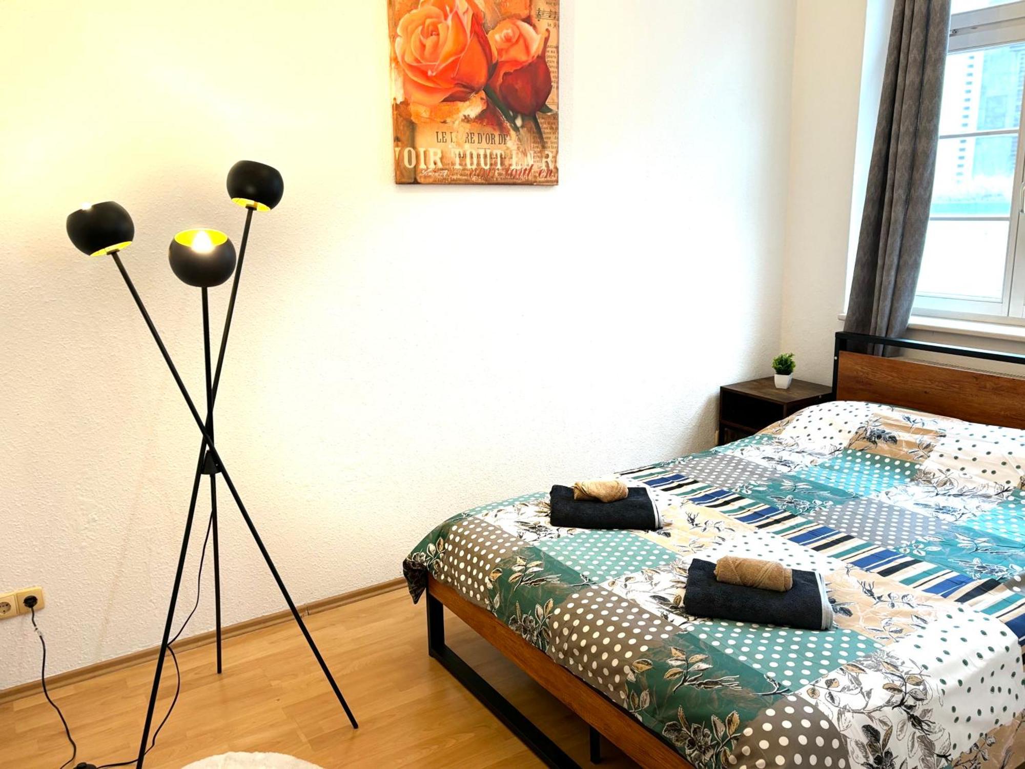 Piano Apartment Halle Center - Netflix - Free Wifi 2 Екстериор снимка